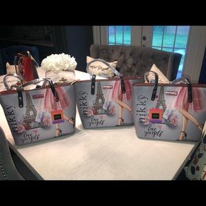 Nicole lee purses